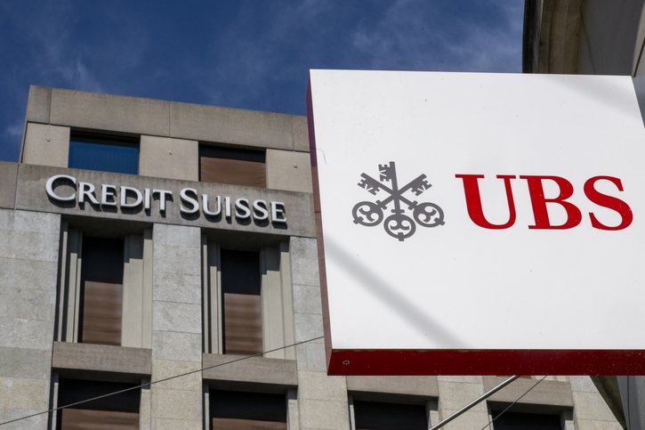 Fusion: UBS regroupe des agences