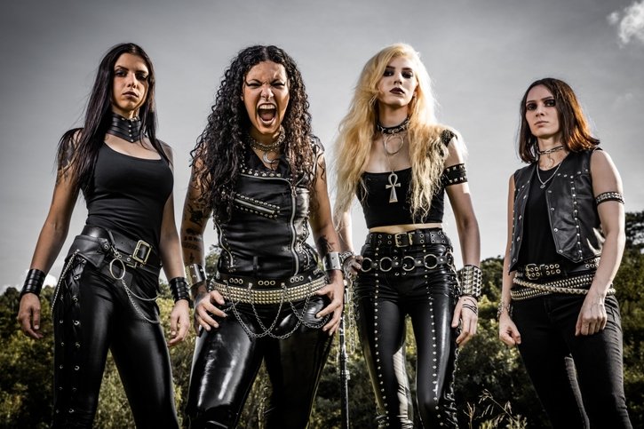 Le groupe de metal féminin Crypta est en concert lundi