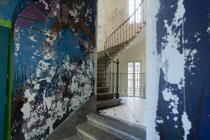 Bulle: Le Tribunal cantonal confirme la restauration des fresques du Moderne