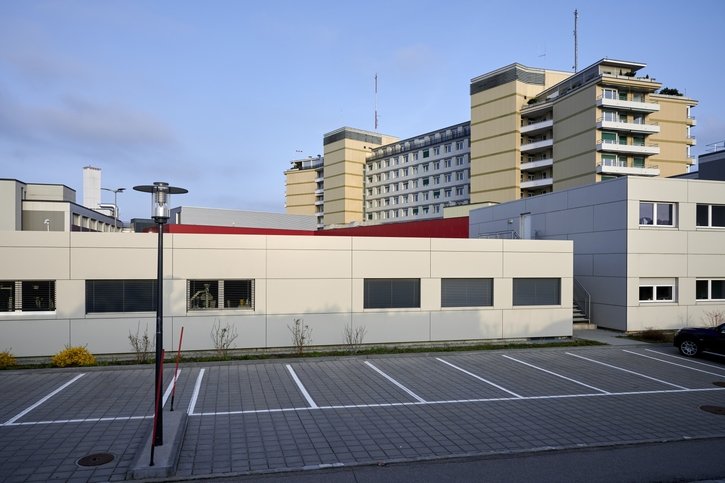 Santé: Les hôpitaux suisses dans le rouge vif, l'HFR parmi les cancres