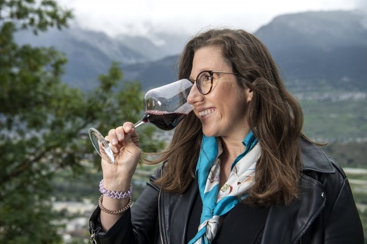 Les femmes du vin (3/6): Johanna Dayer, la Valaisanne qui a soif d'apprendre