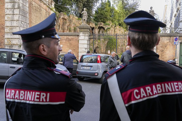 Les forces de l'ordre italiennes ont arrêté Baris Bayun dans une maison de Viterbe, au nord de Rome (image d'illustration). © KEYSTONE/AP/ANDREW MEDICHINI