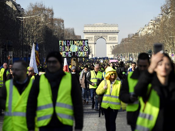 Gilets Jaunes Acte 16 Samedi Pour Lancer Un Mois De Mars