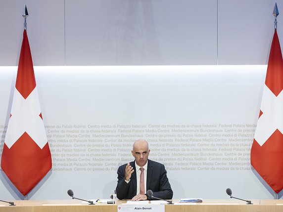 Une Majorite De Suisses Satisfaite Des Mesures Du Conseil Federal La Liberte