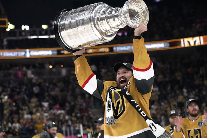 Les Golden Knights sacrés en cinq matches aux dépens des Panthers