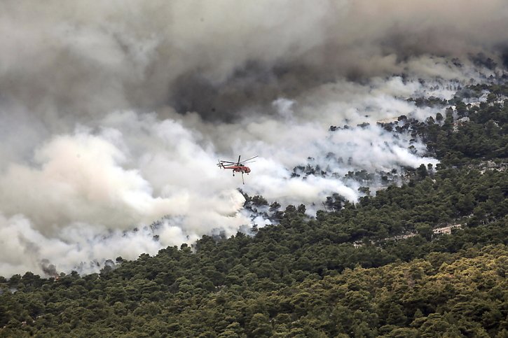 La Grèce a connu en 2023 le plus grand incendie de forêt de l'histoire du continent, qui a dévasté 96'000 hectares (archives). © KEYSTONE/EPA ANA-MPA/KOSTAS TSIRONIS