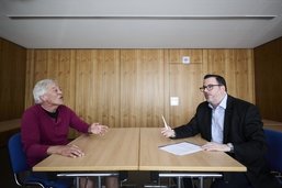 Heure de parking gratuite à Fribourg: Gérald Collaud et David Krienbühl débattent