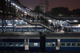 Au moins cinq morts dans une collision de trains en Inde