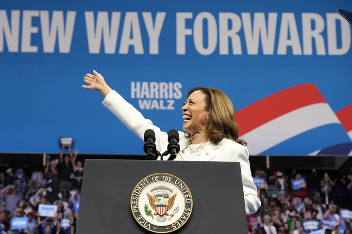 La candidate Kamala Harris lors d'un meeting de campagne à Savannah le 29 août 2024. © KEYSTONE/AP/Jacquelyn Martin