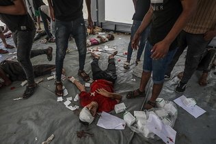 Nouvelles attaques sur Gaza, le Hamas prêt à une guerre longue